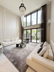Shrewsbury Road (D11), Terrace #521089961